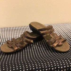 Privo by Clark’s sandals